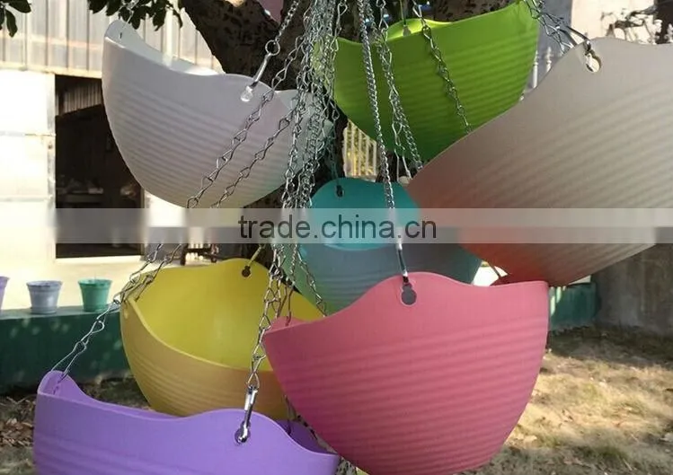 Plastic hanging flower Pots factory direct selling