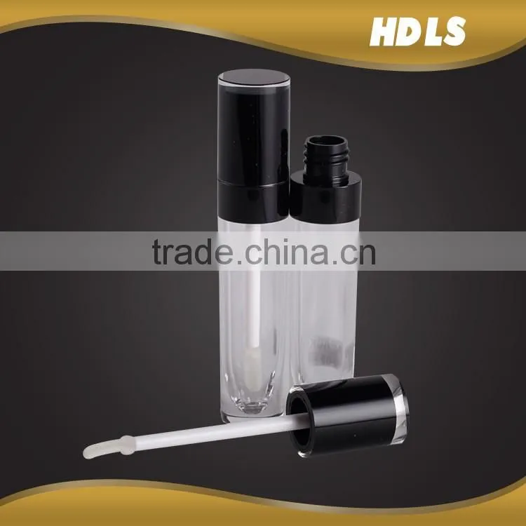 China supplier cosmetic waterproof liquid foundation bottle with sponge