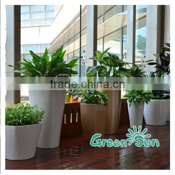 tall plastic flower vases