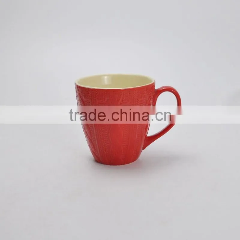 Two-tone Cable Knit Design Ceramic Embossed Mug , Colorful Ceramic Sweater Mug