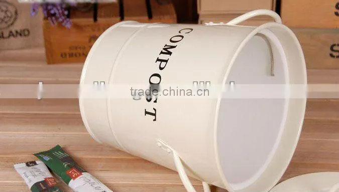 garden compost bin