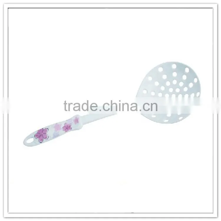 Chinese resuable kitchen melamine white colander spoon