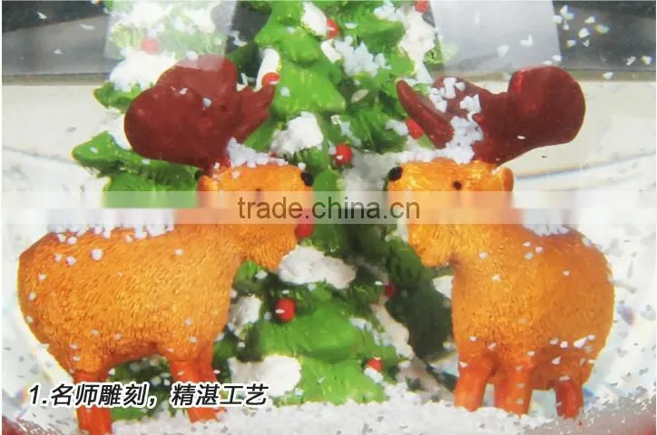 Hot selling Creative Home decoration snow globe Christmas snow globe