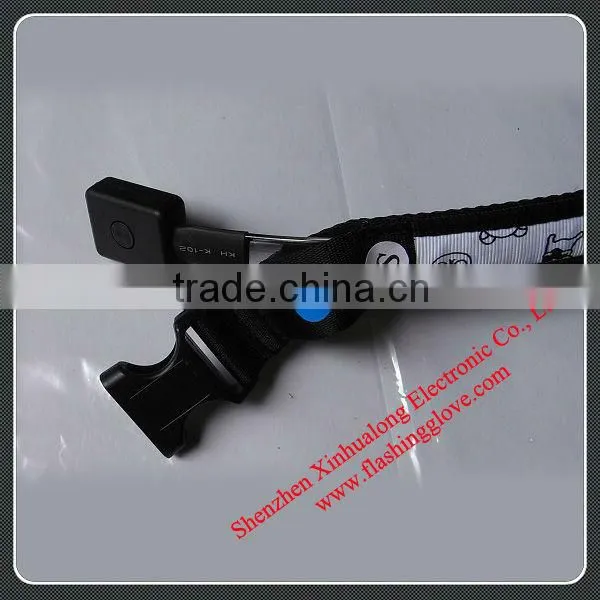 Design Cat Collar with LED Flashing Lights