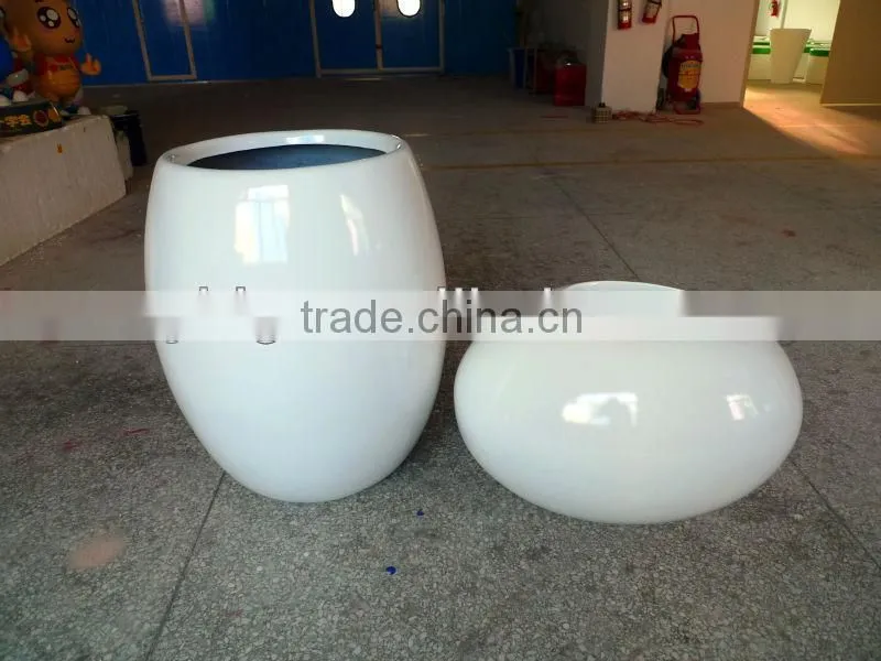 Outdoor glossy fiberglass planter