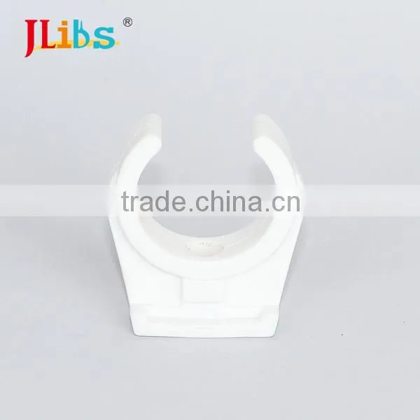 plsatic pipe clamp