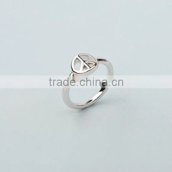 Rhodium plated Peace ring KNUCKLE Ring, Peace Sign Finger Midi Ring Silver