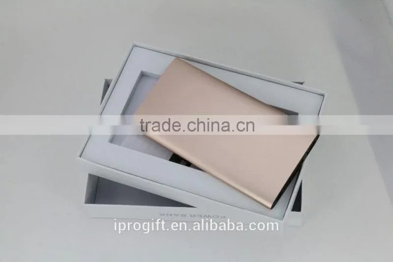 2016 New Design OEM Metal phone power bank 10000mAh
