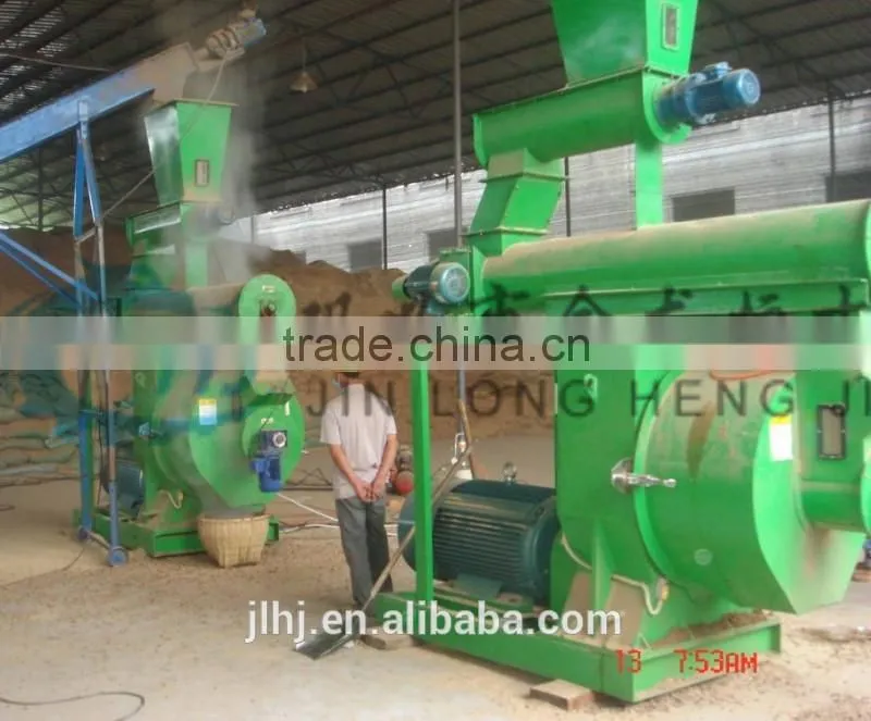 Manure Pellet Making Machine With Automatic Lubrication System
