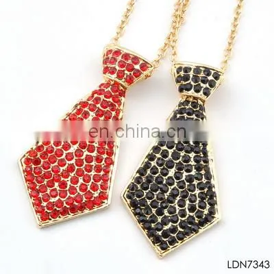 Hot style crystal necktie pendant necklace