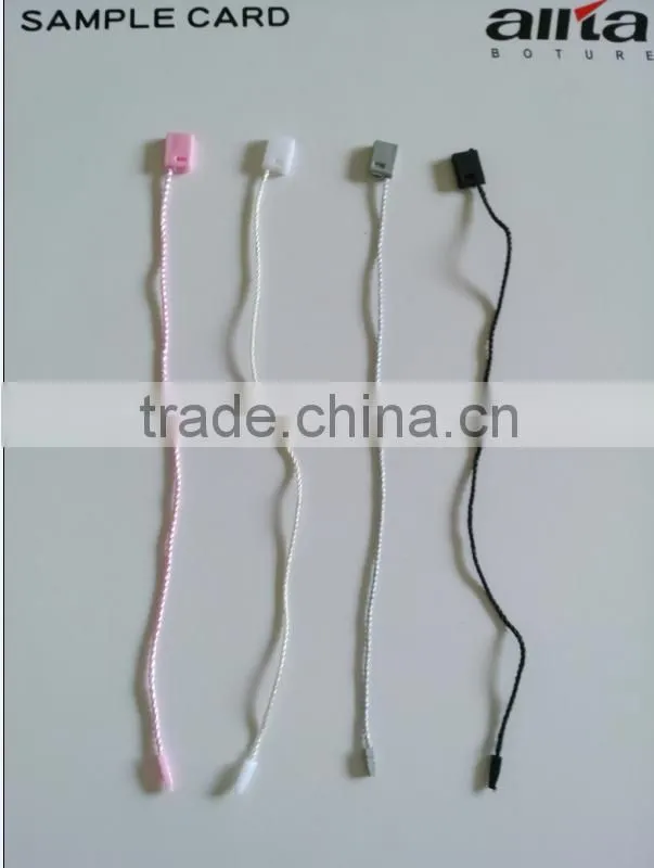 Allta Group wholesale cheap black white univeral plastic hang tag garment seal tags