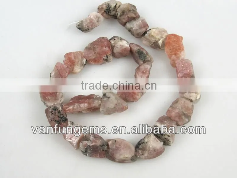 Natural strawberry quartz rough stone AB grade