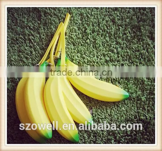 Hotselling Promotional Inovative Design Banana Shape Silicone Coin Purse Cheap Price silicone purse Unisex