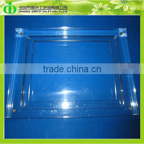 DDI-0036 Trade Assurance Lucite Stand for Ipad