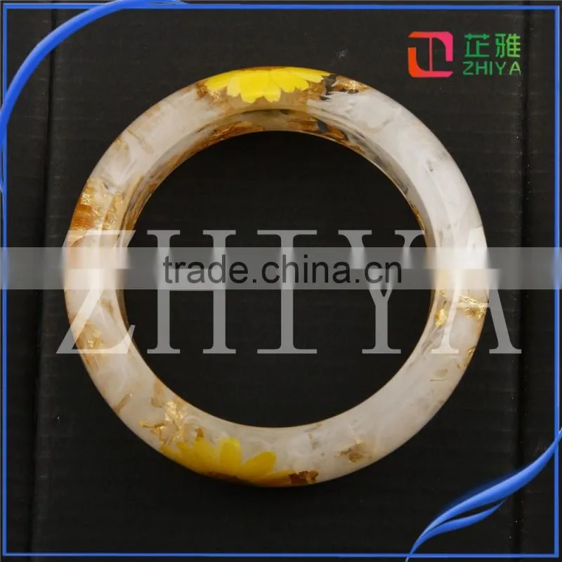 ZHIYA 2016 Series Fashion Clear Resin Bangle cloud effect with Real Dried Yellow chrysanthemum Flowers Gold foil