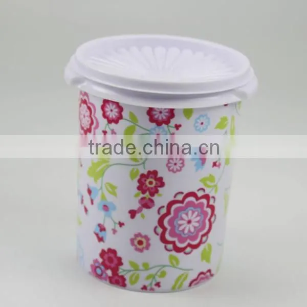 plastic food container