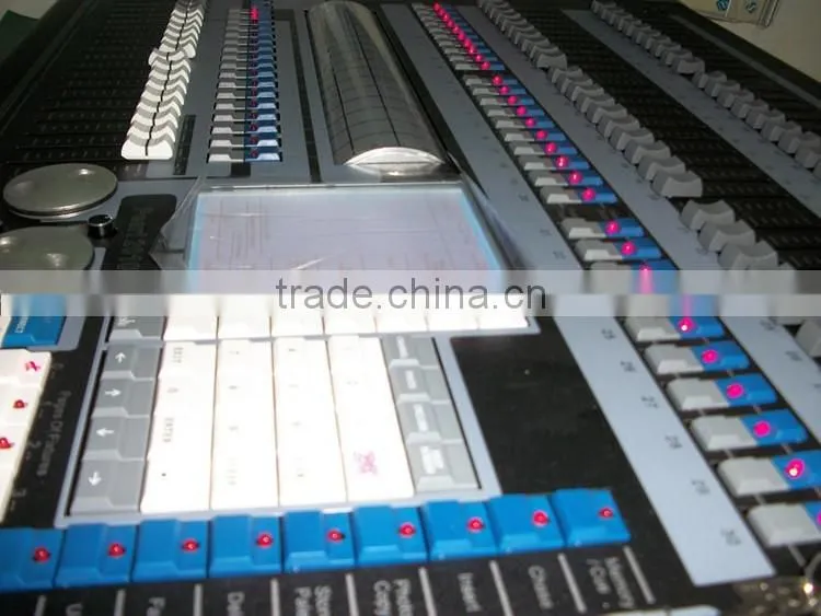 CE LVD EMC FCC Stage Lighting Console DMX512 2048CH 2010 Pearl Controller