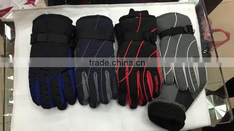 2015 Fashion Useful ski gloves wholesale gloves