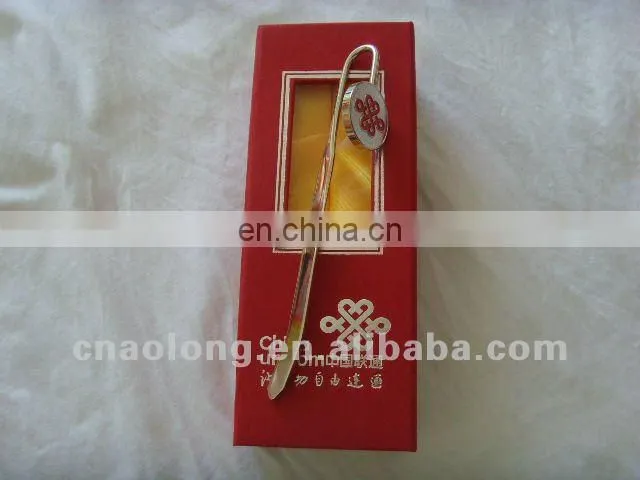 promotion metal souvenir bookmark with custom laser engraved logo