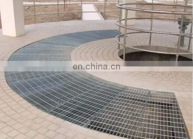 Cheap price hot dipped galvanized press locked and welded steel grating walkway on sale