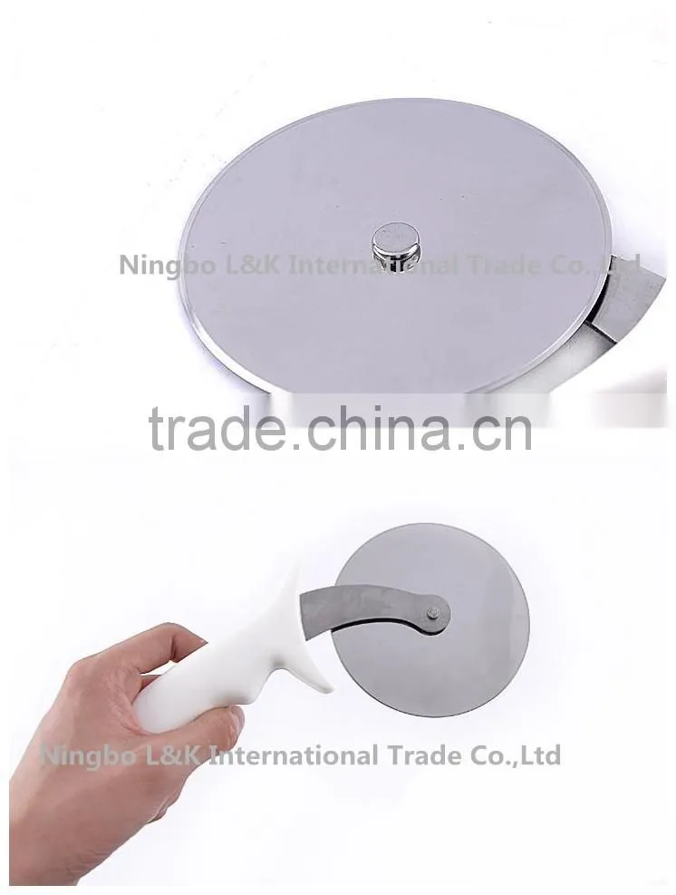 Eco-Friendly custom Logo pizza wheels/pizza knife/pizza cutter