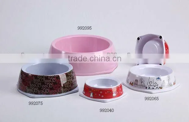 Plastic pet bowls, dog bowl with anti-slip rubber ring