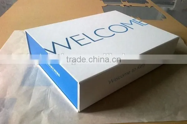 custom folding gift box