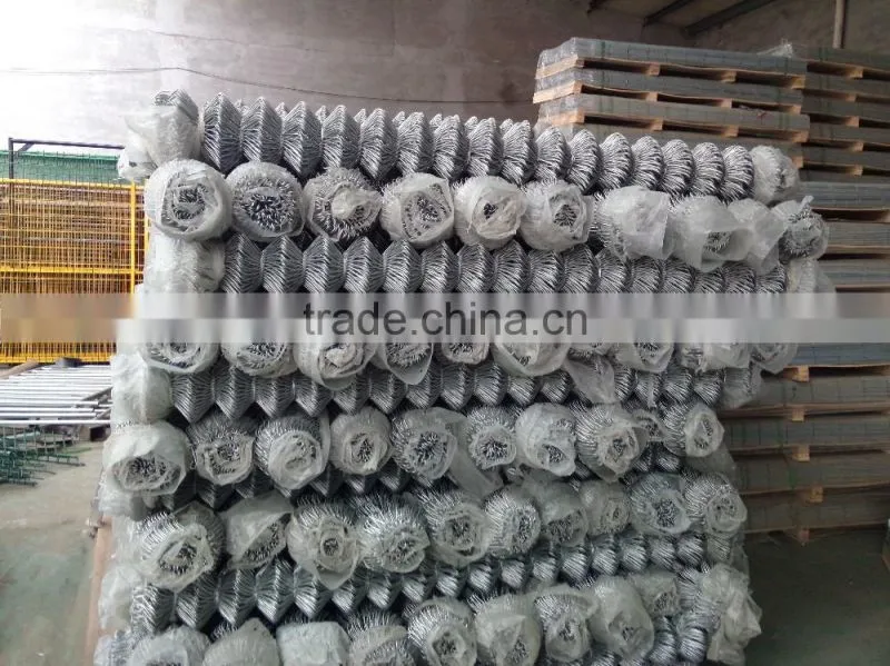 Diamond 65x65mm Hot dip galvanized wire woven Diamond Mesh Chainlink Fence