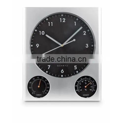 High quality plastic wall clock with thermometer and hydrometer for bedroom use