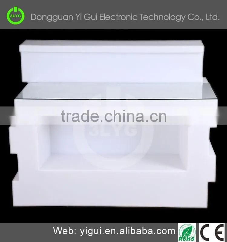 2017 hot sale PE plastic led illuminated furniture table