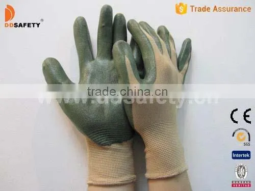 DDSAFETY Hot Sale In 2017 Jade Green Nitrile Coated Gloves With Nylon Liner