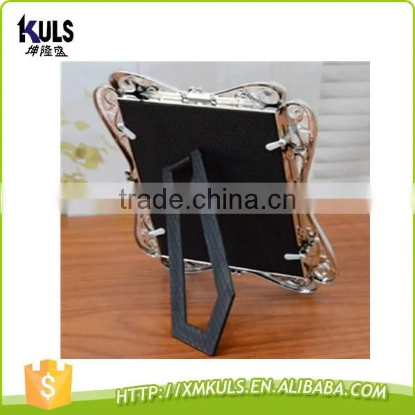 Decorative ornate Europe style standing plastic desk photo frame