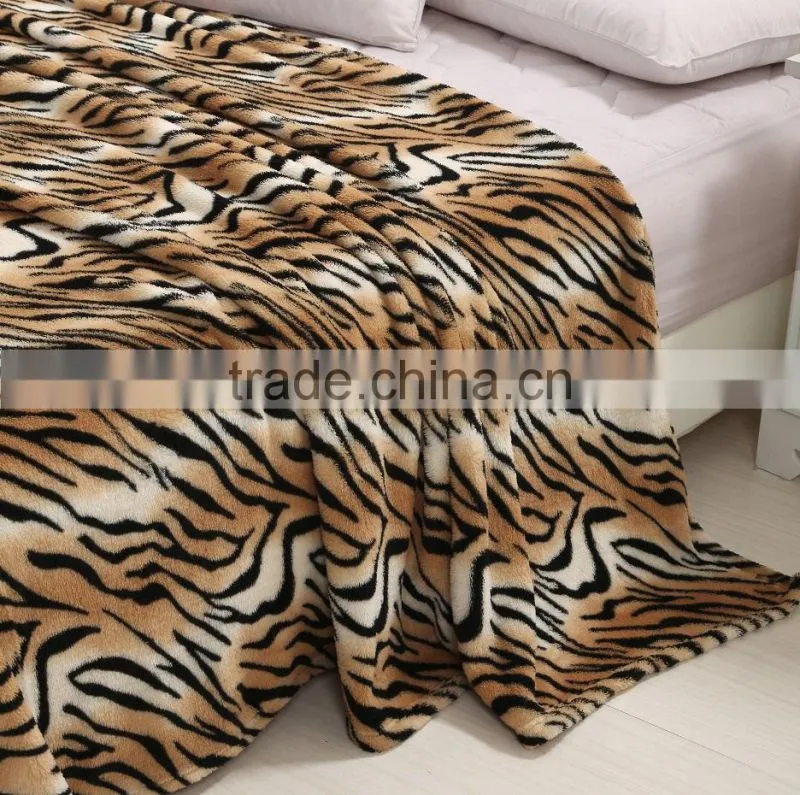 China wholesale 100% Polyester Flannel Fleece Blanket With Satin Binding