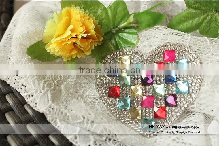 jw0912 Fashion Heart Shaped Rhinestone Patch;Wholesale Bridal Rhinestone Applique;Crystal Bridal Applique