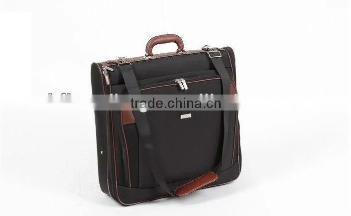 2013 Alpha Tri-Fold Carry-On Garment Bag