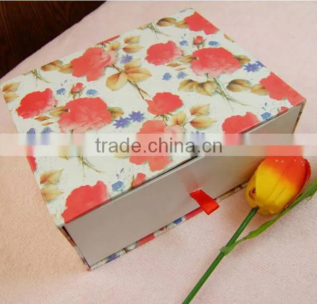 paperboard &cardboard box with see through window