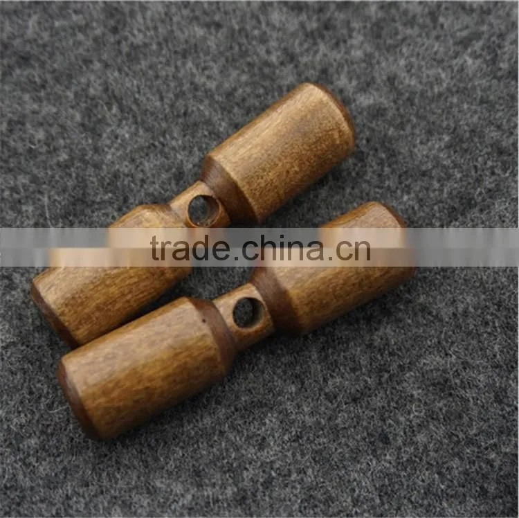 Single hole dumbbell design wooden fancy buttons
