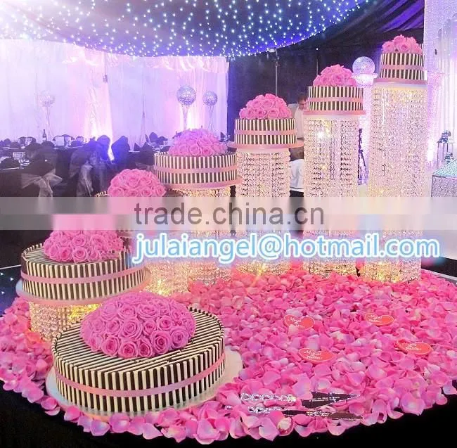 High quality hanging crystal cake stand for wedding cake