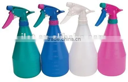 iLOT 500ml Plastic Round Graduated Spray Bottle Natural with Adjustable Point Trigger