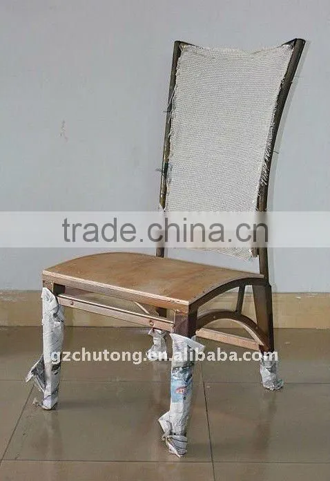 2011 New Design Banquet/Dining Imitated Wood Chairs