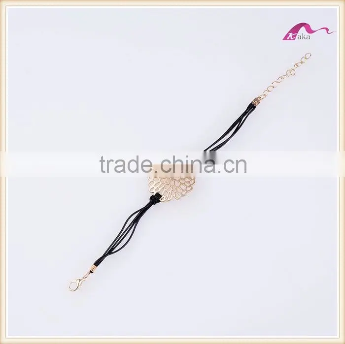 Fashion Wholesale Metal Hollowed Flower Adjustable Leather Bracelet