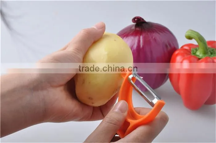 2015 Best Selling Supplier Julienne Peeler With Rubber Handle