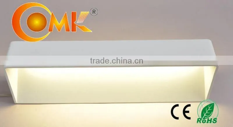 CE and RoHS hot sale led wall light white or black