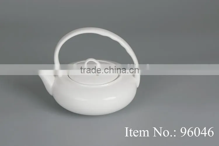 fashion white porcelain teapot