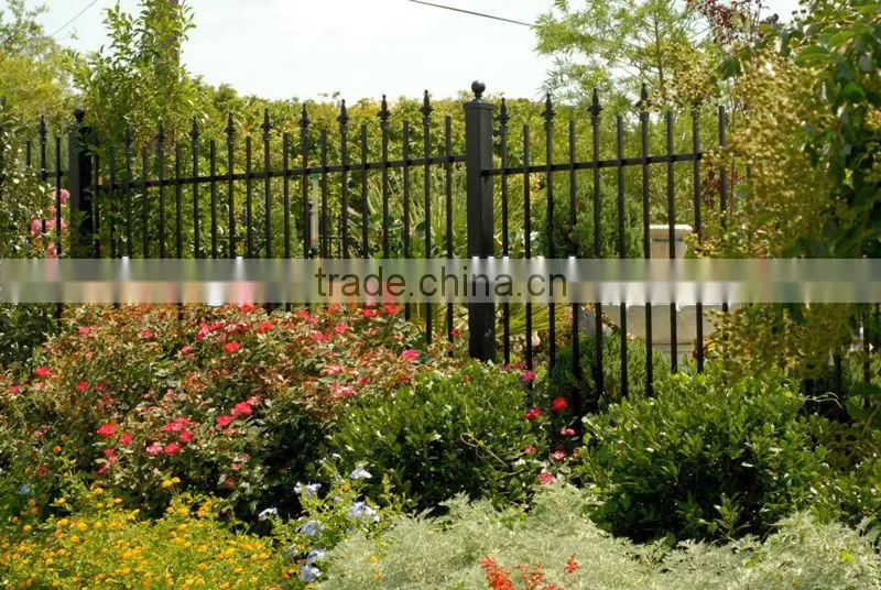 2015 Top-selling modern artistic ornamental iron fence