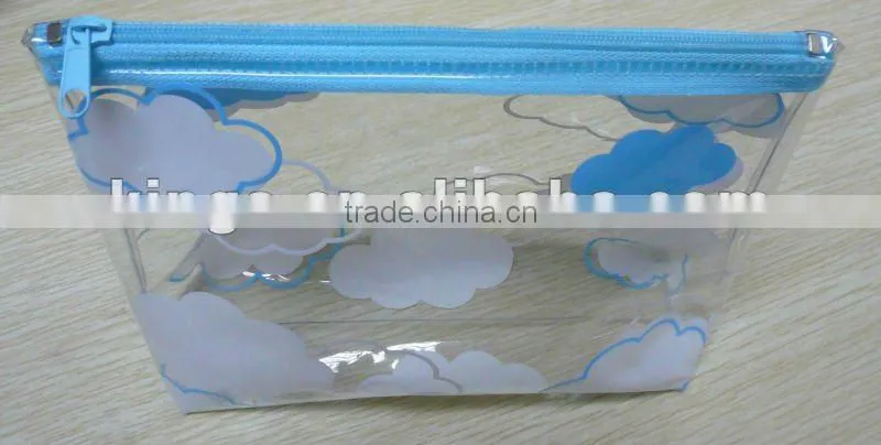 PVC waterproof packing bag /Transparent pvc beach bag /Cosmetic bag / Promotional pvc bag/zipper top pvc bags.