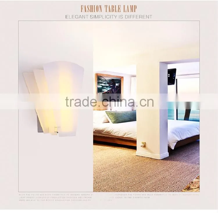 AC 230V Acrylic LED Wall Lamps 12W Small Iron LED Wall Light