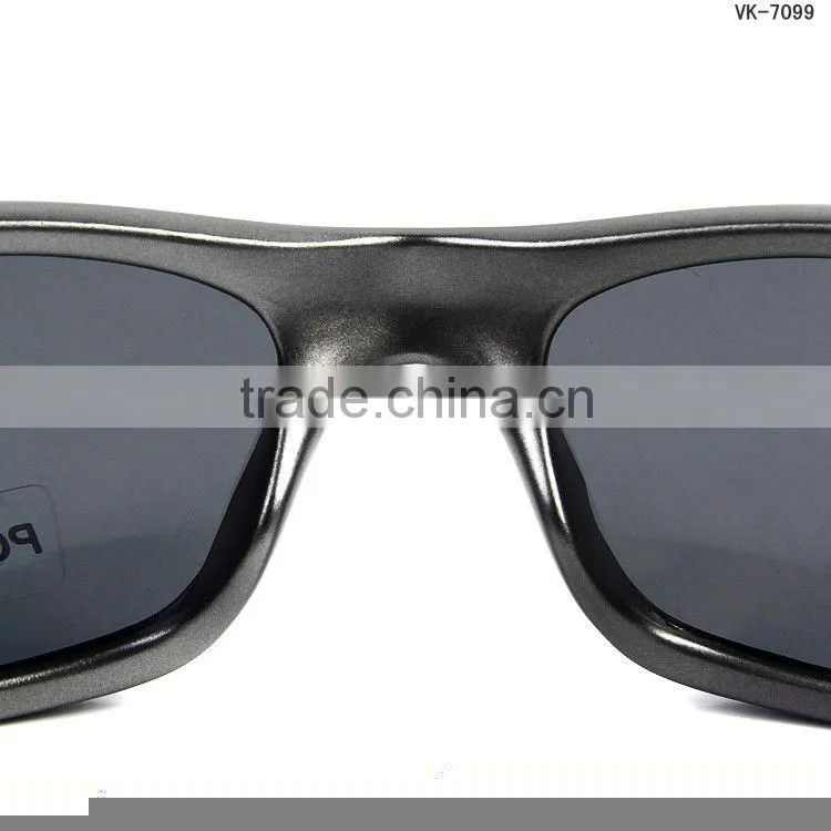 Men Sports Sunglasses UV400 Polarized OEM 7099