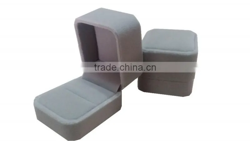 Best quality for the beauty top grade velvet jewelry ring box