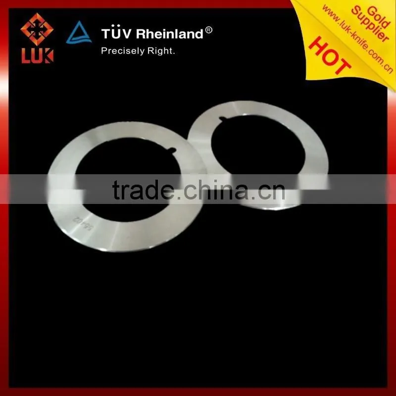 Tissue/fabric jumbo roll slitting blade